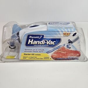 NEW Reynolds Handi-Vac Vacuum Sealer Starter Kit Set Includes Freezer Bags